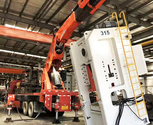 松溪县提升工作效率，选择优质折臂吊租赁服务