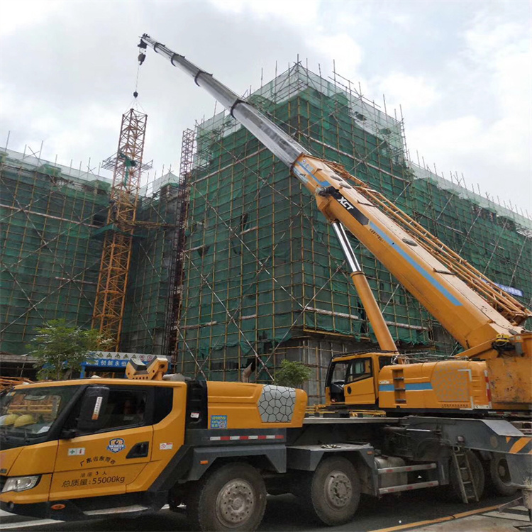 松溪县谈谈吊车租赁需要注意的事项
