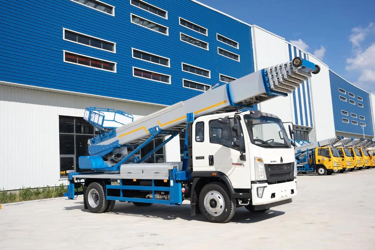 松溪县出租云梯车高空作业车 建筑垃圾搬运